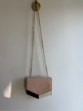 Sandro Tri-Tone Chain Crossbody in Blush, Black & Cream